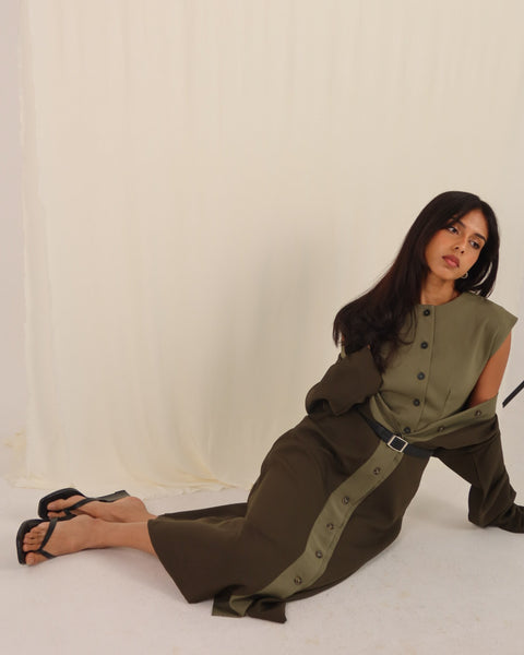 Naya in Olive
