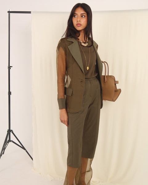 Leya in Khaki